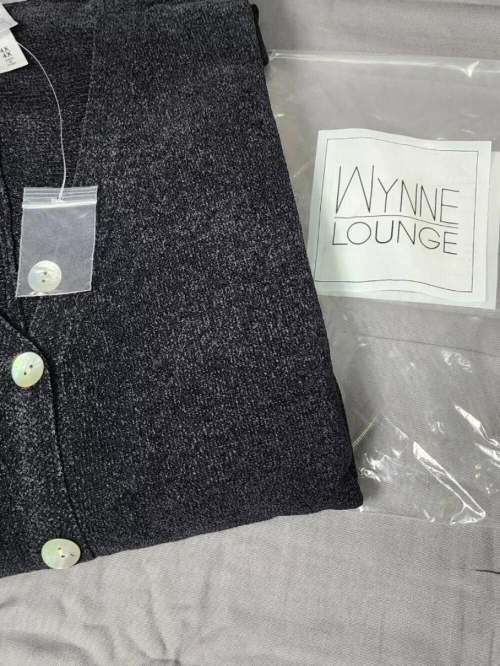 Wynne Lounge Womens 4X Black Oversized Cardigan Sweater V Neck Pockets Button